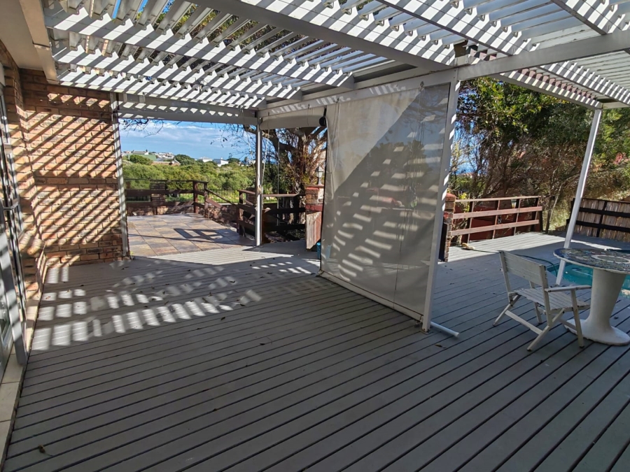 3 Bedroom Property for Sale in De Kelders Western Cape